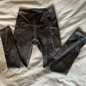 Reebok black camo leggings